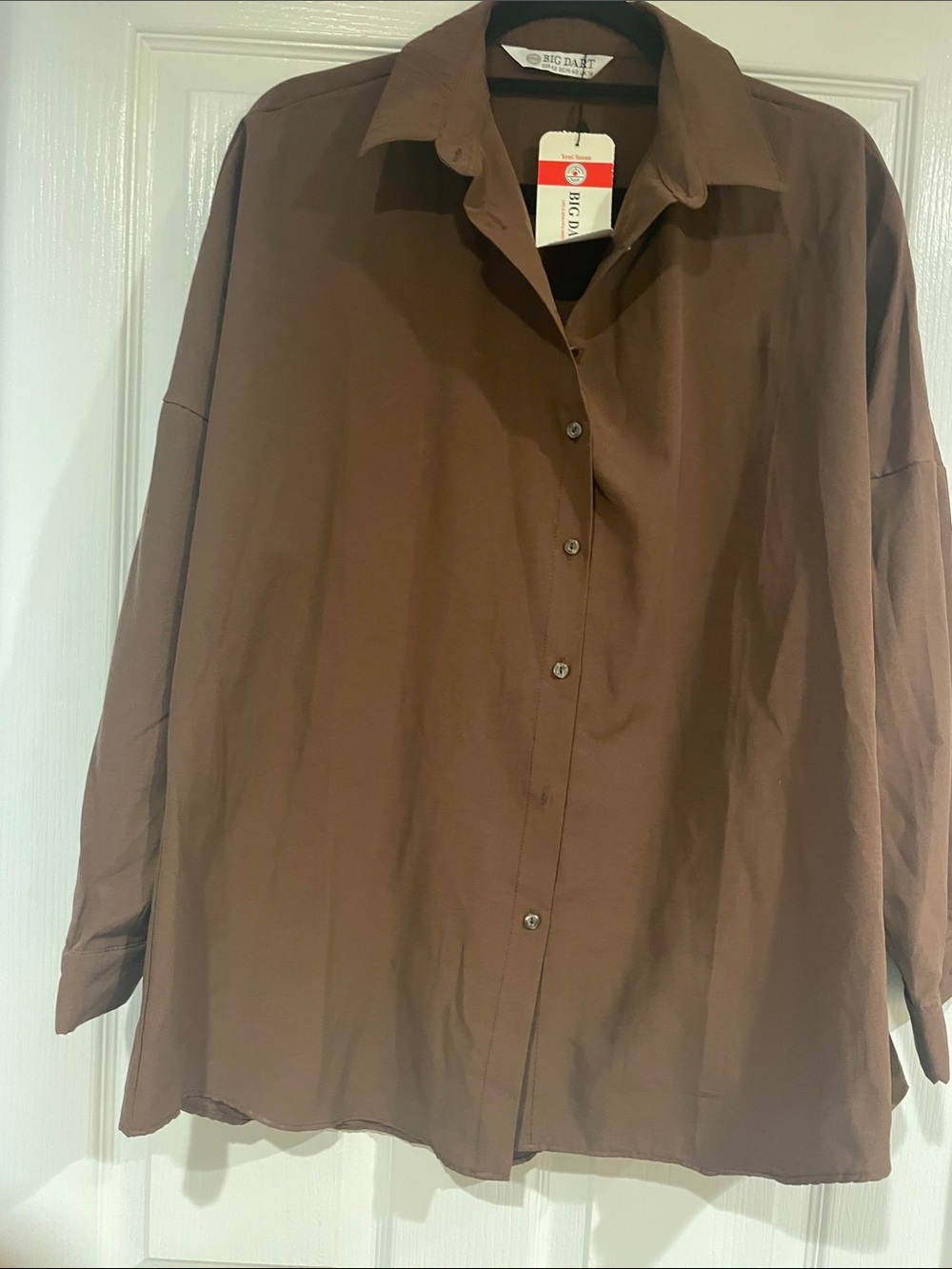 Big Dart Brown Button-Up Shirt size 14